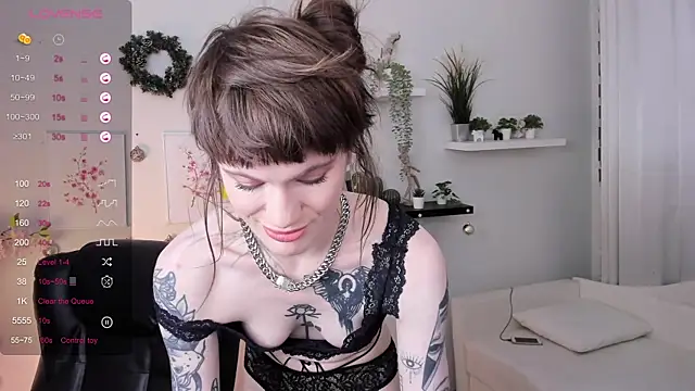 Fog Foggy Love online show from 12.23.24