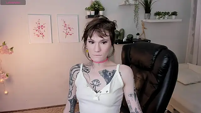 Fog Foggy Love online show from 01.27.25