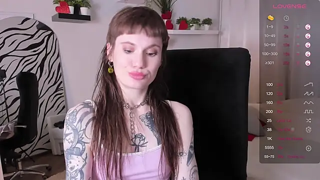 Fog Foggy Love online show from 02.28.25