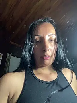 Snapshot of yaralyminjo2 chatting on 02.04.25 yaralyminjo2 online show from 02.04.25