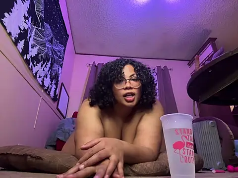 TheeGoddessAset online show from 02.15.25