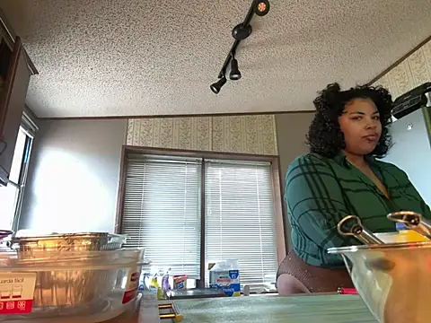 TheeGoddessAset online show from 03.17.25
