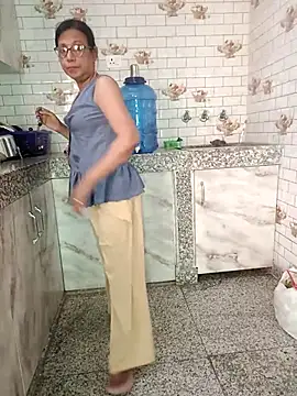 Saroj-Shah online show from 03.20.25