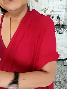 Snapshot of Saroj-Shah chatting on 05.06.26 Saroj-Shah online show from 05.06.26