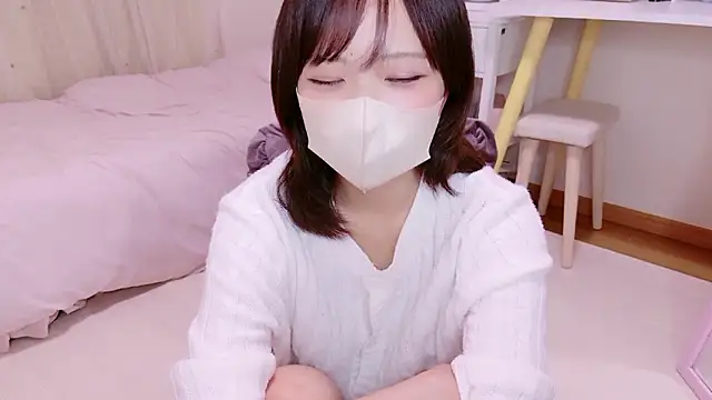 Snapshot of HANApipi chatting on 10.16.25 HANApipi online show from 10.16.25