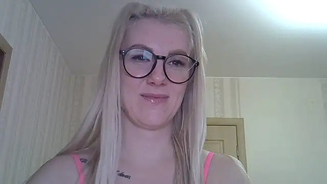 Snapshot of Pabonya91 chatting on 02.21.25 Pabonya91 online show from 02.21.25