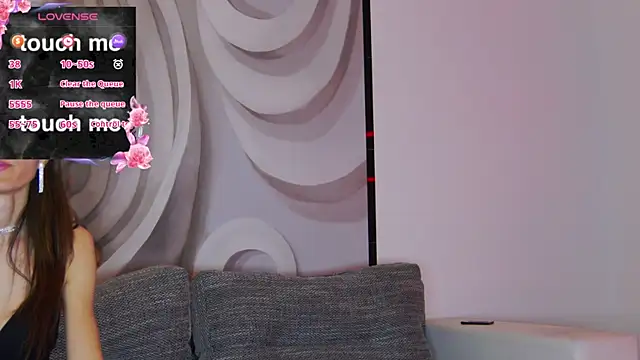 hailey peach online show from 09.19.25