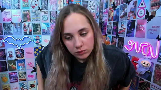 MiaMilas online show from 10.20.25