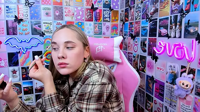 MiaMilas online show from 01.14.26