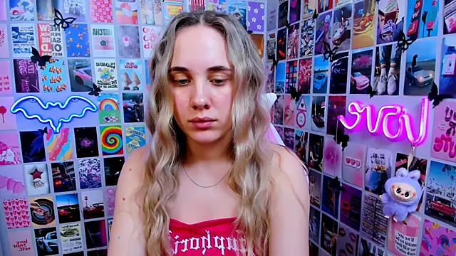 MiaMilas online show from 02.18.26