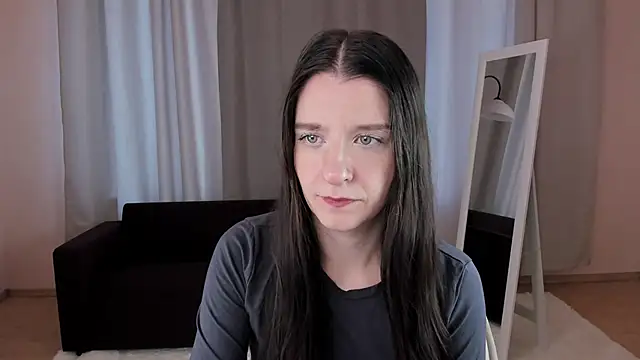 Snapshot of helentasty chatting on 10.05.25 helentasty online show from 10.05.25