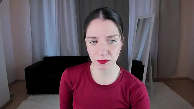 Snapshot of helentasty chatting on 10.18.25 helentasty online show from 10.18.25