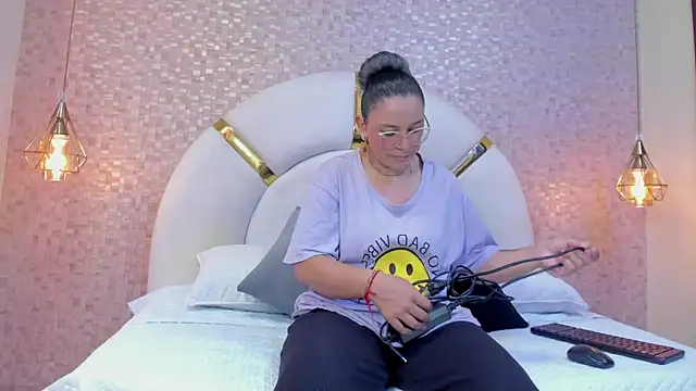 sophie 1 online show from 03.17.25