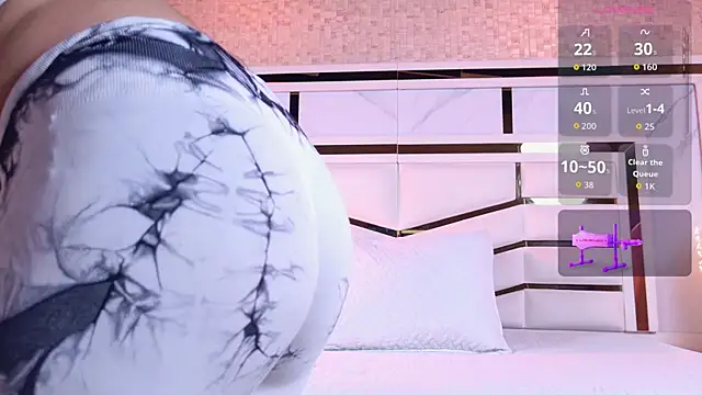 sophie 1 online show from 10.26.25