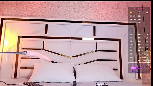 sophie 1 online show from 11.09.25