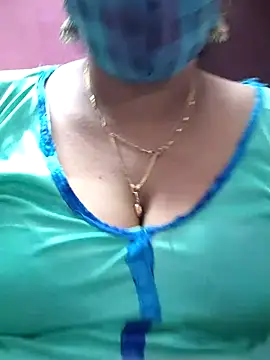 mallu-sumi online show from 01.30.25