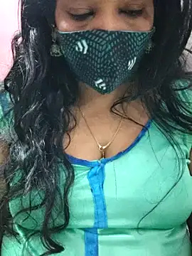 mallu-sumi online show from 02.05.25