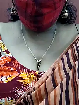 mallu-sumi online show from 02.12.25