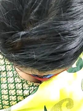 mallu-sumi online show from 02.14.25