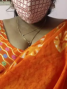 Snapshot of mallu-sumi chatting on 10.03.25 mallu-sumi online show from 10.03.25