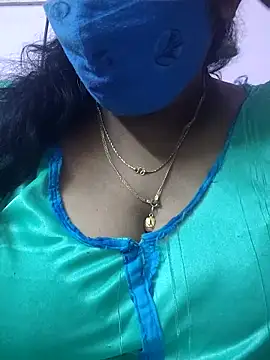 Snapshot of mallu-sumi chatting on 10.27.25 mallu-sumi online show from 10.27.25