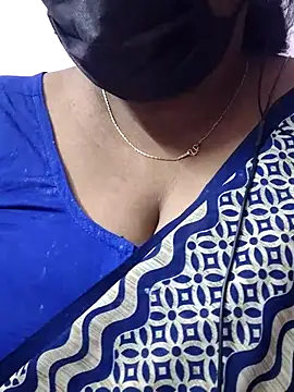 mallu-sumi online show from 11.29.25