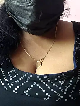 mallu-sumi online show from 04.07.26