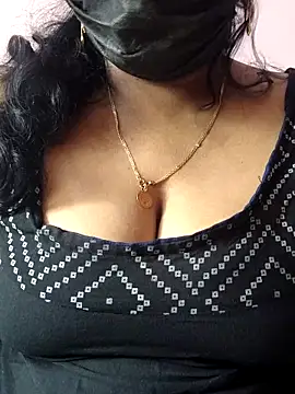 mallu-sumi online show from 04.09.26