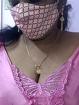 Snapshot of mallu-sumi chatting on 07.04.26 mallu-sumi online show from 07.04.26