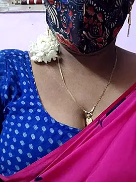 Snapshot of mallu-sumi chatting on 07.20.26 mallu-sumi online show from 07.20.26