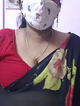 Snapshot of mallu-sumi chatting on 07.21.26 mallu-sumi online show from 07.21.26