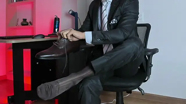 Snapshot of pablo-rincon95 chatting on 02.13.25 pablo-rincon95 online show from 02.13.25