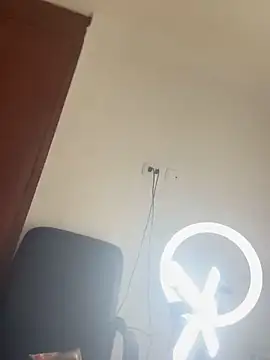 Snapshot of Emily_Trujillo chatting on 02.14.26 Emily Trujillo online show from 02.14.26