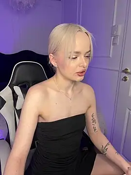 horny blondiee online show from 03.23.25