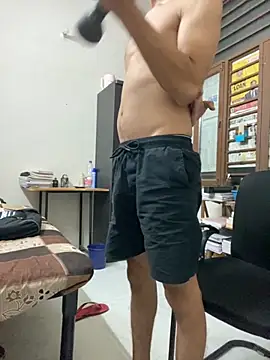 Snapshot of wknows2 chatting on 09.10.25 wknows2 online show from 09.10.25