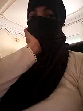 Snapshot of Liliiiblow chatting on 12.01.24 Liliiiblow online show from 12.01.24