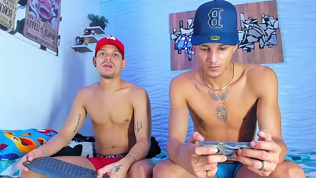 Snapshot of Friendsofeverything_ chatting on 10.10.25 Friendsofeverything online show from 10.10.25