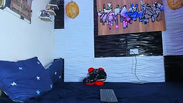 Friendsofeverything  online show from 02.05.26