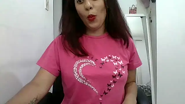 Anne kis online show from 03.20.25