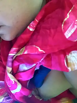 Snapshot of PeaCoooock chatting on 11.12.25 PeaCoooock online show from 11.12.25