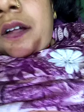 Snapshot of PeaCoooock chatting on 11.16.25 PeaCoooock online show from 11.16.25