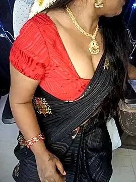 honey-sexy online show from 02.05.25