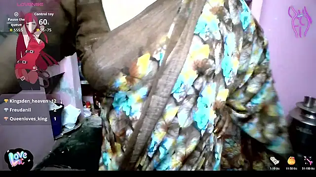Snapshot of honey-sexy chatting on 07.28.26 honey-sexy online show from 07.28.26