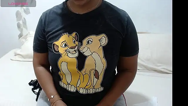 Snapshot of ZuryFerrari chatting on 10.08.25 ZuryFerrari online show from 10.08.25