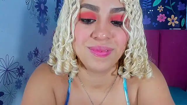 Lucy White   online show from 10.21.25