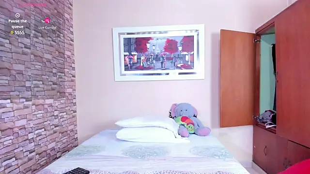 mariana mauricio hot online show from 03.23.25