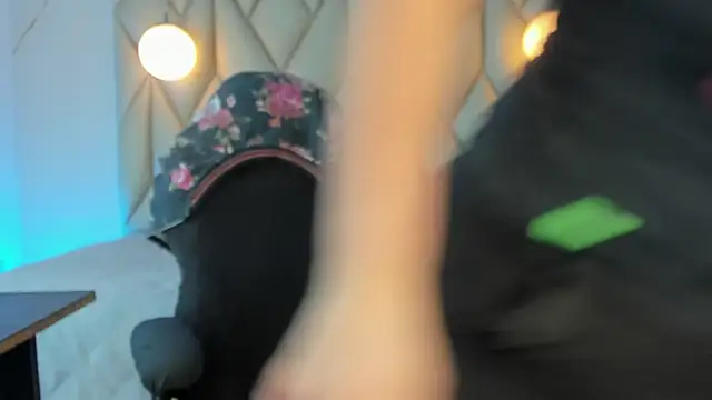 angelswets online show from 12.03.25