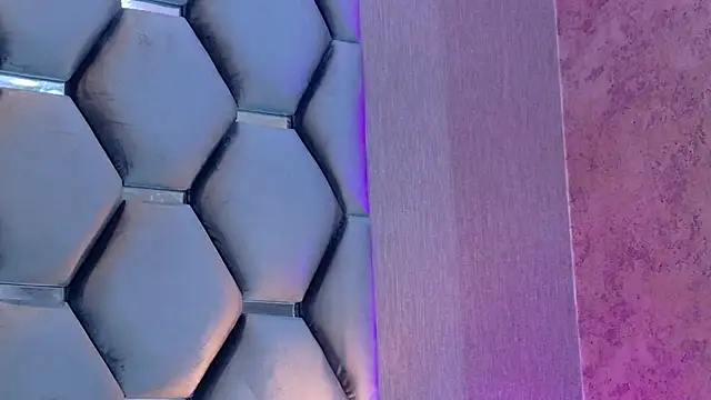 VanessaGlenn online show from 07.06.26