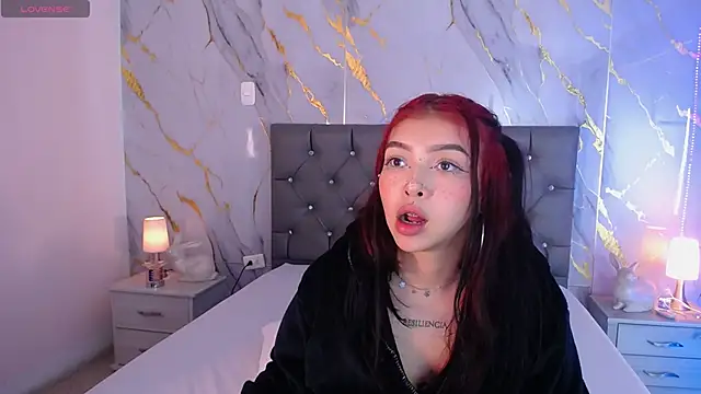 pettit courtny online show from 02.04.25