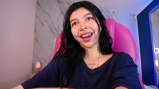 pettit courtny online show from 02.22.25